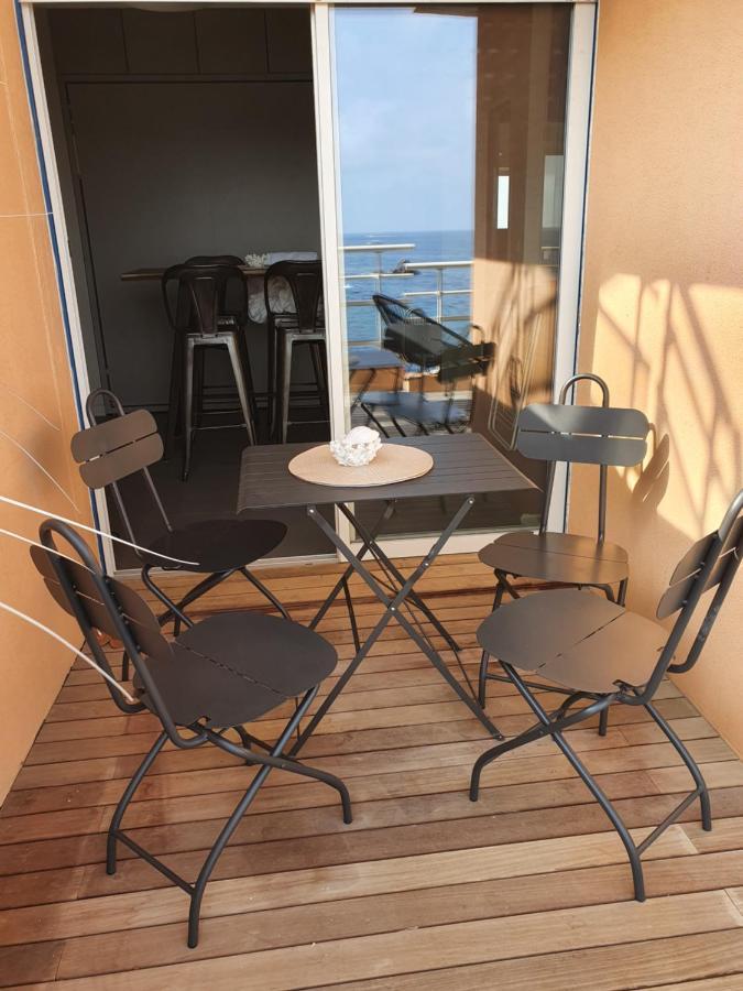 Studio Un Blacon Sur La Mer Saint-Raphael (Var) Exterior foto